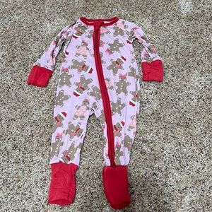 EUC Little Sleepies gingerbread pajamas